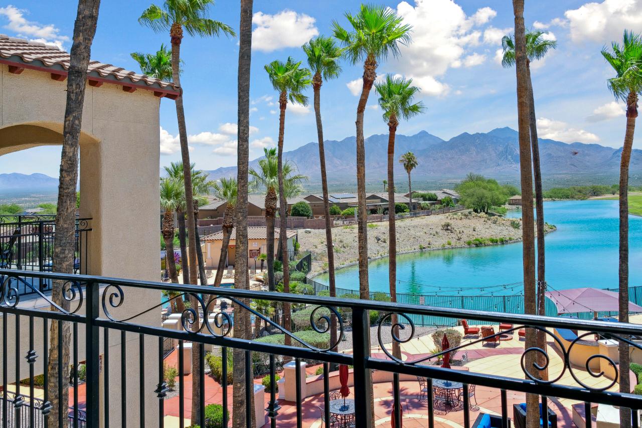 View of Canoa Ranch Golf Resort in balcony